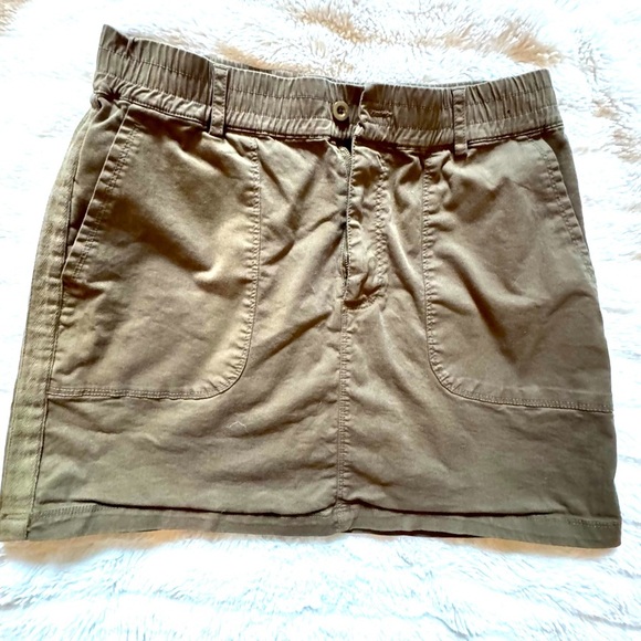 MICHAEL STARS EUC SZ M CARGO SKIRT “Monroe” skirt in “Dolma” - Picture 2 of 7